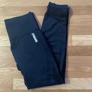 GREAT CONDITION Black Gymshark Leggings with Cut Out Design
